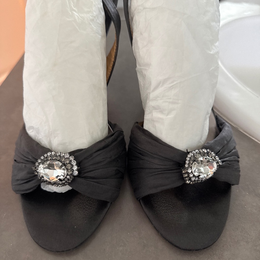 Badgley Mischka Stain Heels